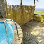 Dome Glamping 度假居 *