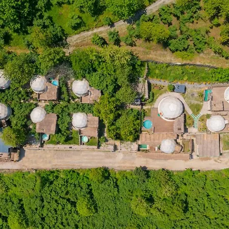 Dome Glamping Bed & Breakfast Sapanca