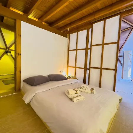 Bed & Breakfast Dome Glamping Sapanca