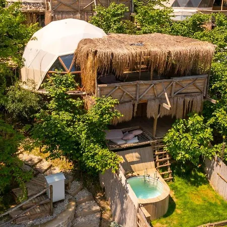 Dome Glamping *