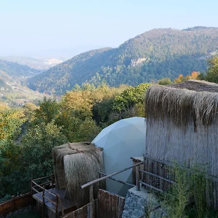 Dome Glamping Bed & Breakfast *
