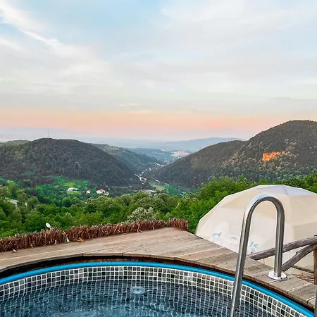 Dom wakacyjny Dome Glamping *