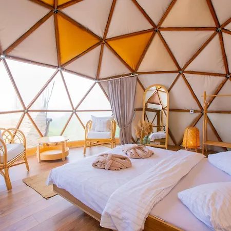 Bed & Breakfast Dome Glamping Sapanca