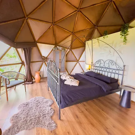 Dome Glamping *
