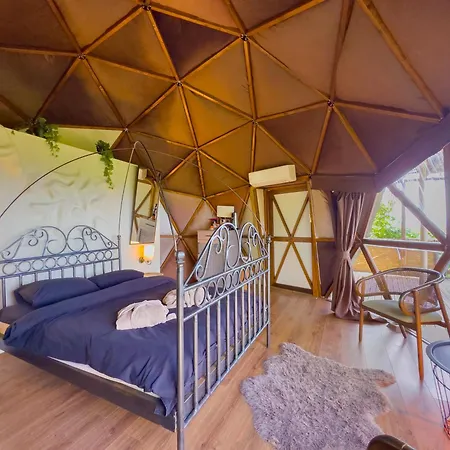 Dome Glamping Sapanca