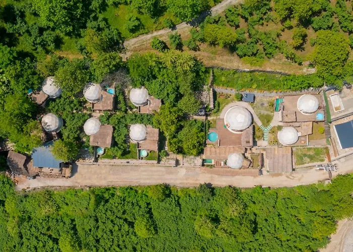 Dome Glamping 度假居 萨潘贾