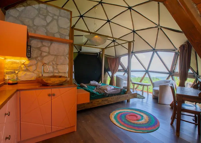 度假居 Dome Glamping *