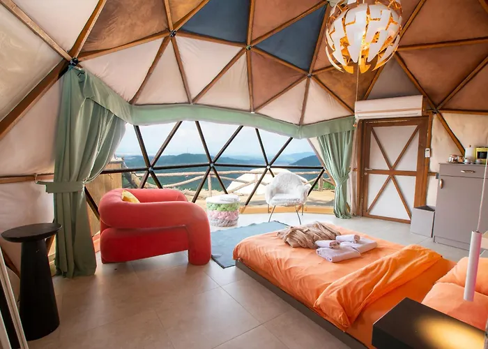 Dome Glamping 萨潘贾
