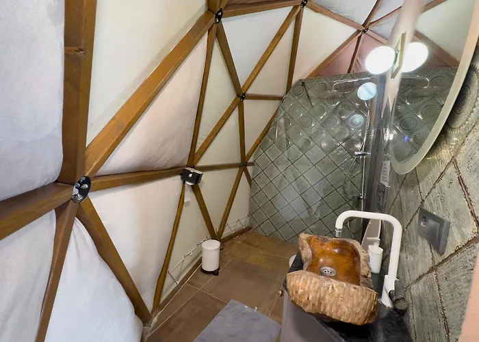 Dome Glamping * 萨潘贾