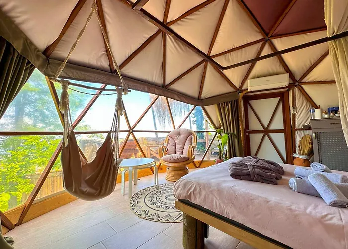Dome Glamping 度假居 *
